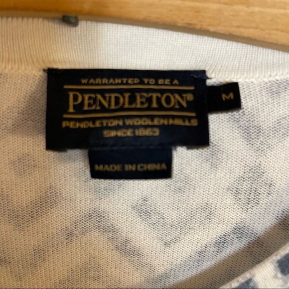 Pendleton Women’s Blue Chevron Button Up Cotton Cardigan Sweater Sz M - Picture 5 of 9